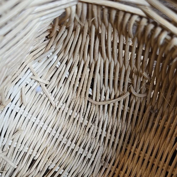 *Vintage 1970s Wicker Frog Planter - Picture 7 of 12